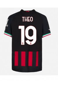 Fotbalové Dres AC Milan Theo Hernandez #19 Domácí Oblečení 2022-23 Krátký Rukáv